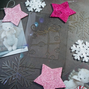 Трафарет - Подарок